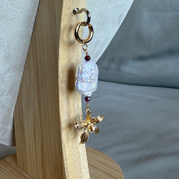 Freshwater pearl earrings - Picture 2 of 2